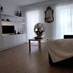 Apartment Pearl House